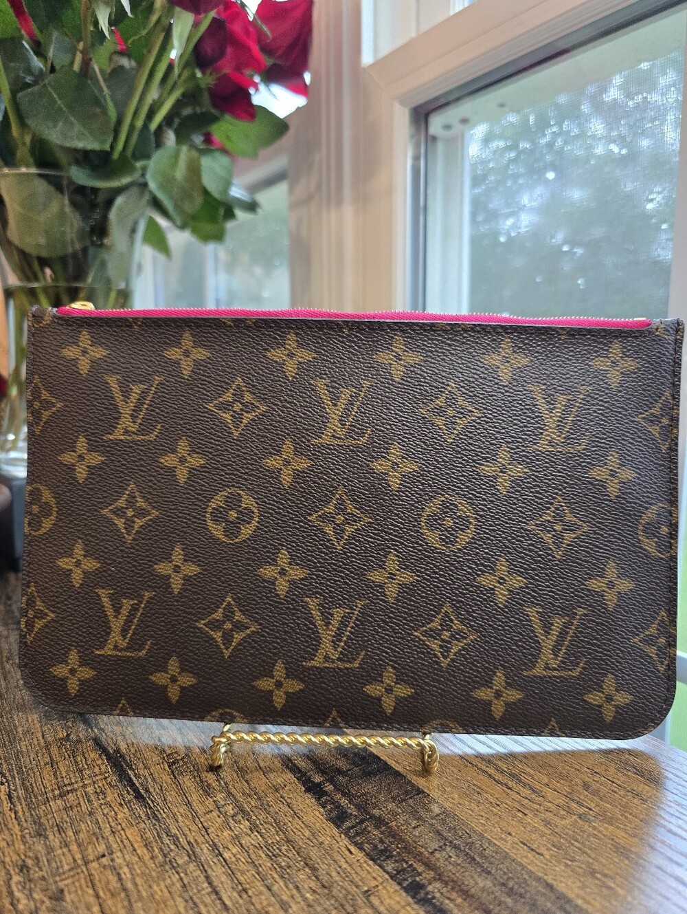 Louis Vuitton Monorgram Neverfull Pochette